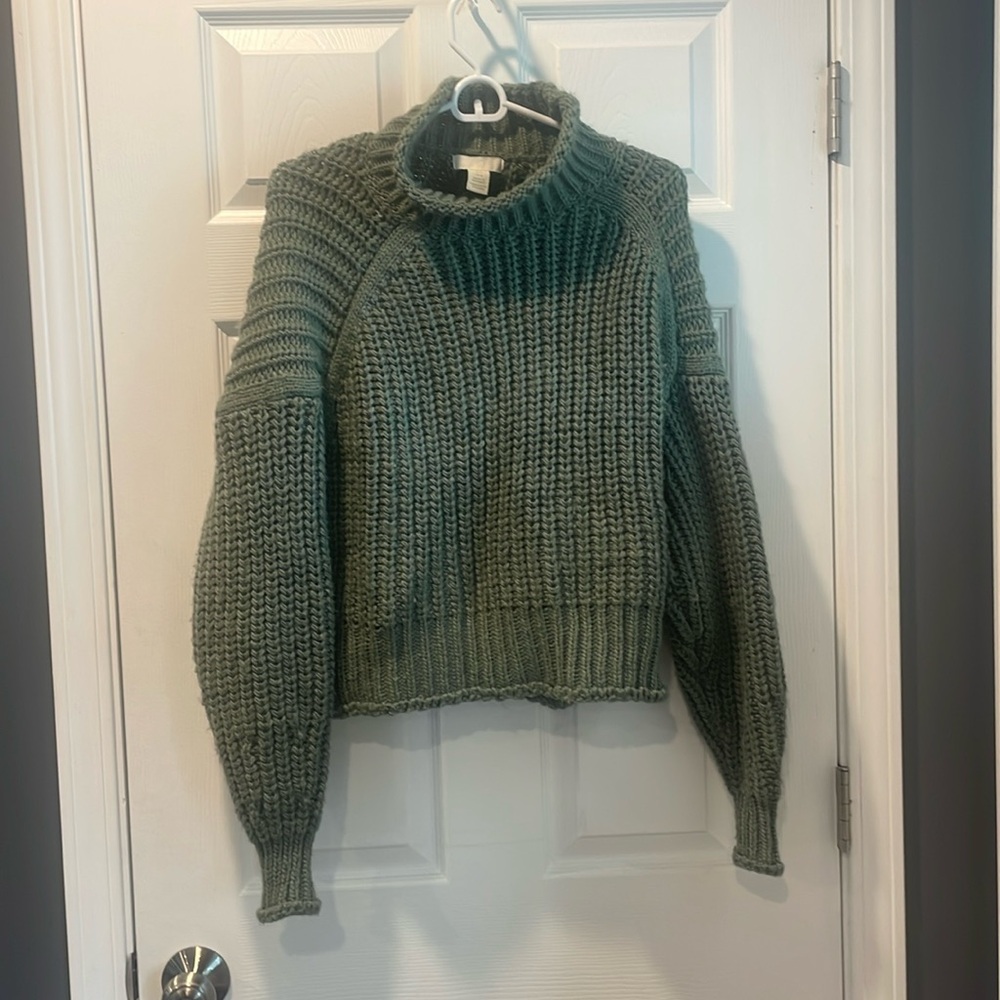 H&M Light Green Turtleneck Knit Sweater